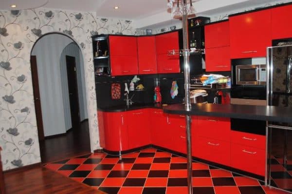 Kitchen color combination of colors: red and white