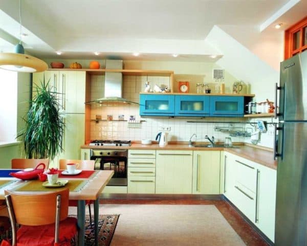 kitchen plan with furniture arrangement